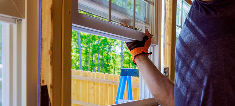 >Bay Window Curtain Rail Track in Palm Springs, FL