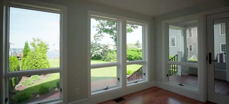 Double-hung Window Repair in Palm Springs, FL