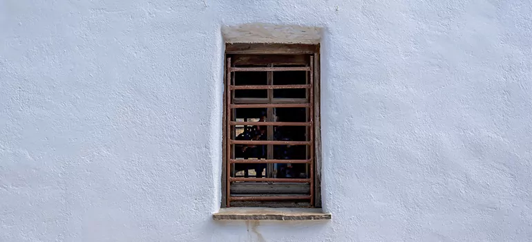 Residential Accordion Door Repair in Palm Springs, FL